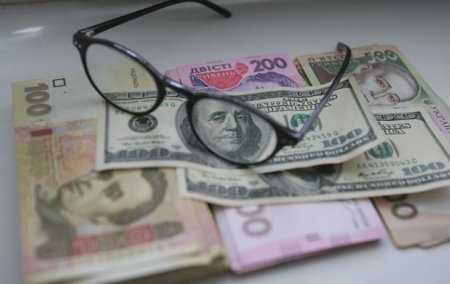 В киевских обменниках продолжает дешеветь валюта