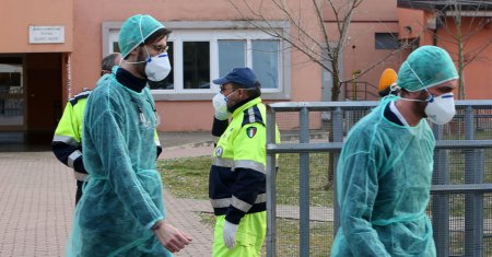 Кулеба договорился с ЕС о координации усилий по противодействию распространению коронавируса