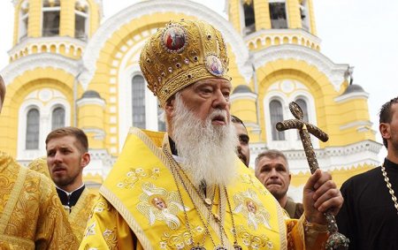 Владимир Зеленский призвал глав церквей проводить богослужения онлайн: Сегодня людям нужна вера, но не меньше им нужна безопасность