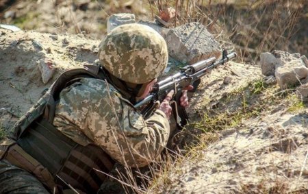 ОООС: боевики 13 раз обстреляли украинские позиции