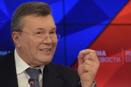 Суд ЕС разморозил активы Януковича и его сына