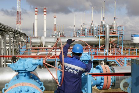 Суд заморозил акции двух газопроводов "Газпрома" 
