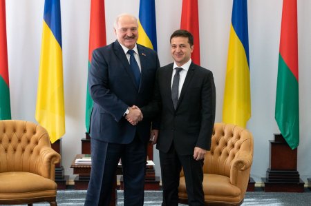 Владимир Зеленский встретился с Александром Лукашенко