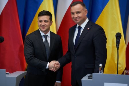 Украина и Польша с открытым сердцем движутся в будущее и акцентируют внимание на том, что объединяет – Владимир Зеленский по итогам встречи с Анджеем Дудой